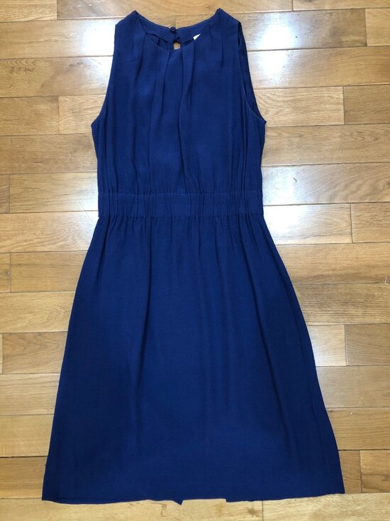 kate spade Dresses & Skirts - Kate Spade Pleated Neckline Elastic Waist Sleeveless Navy Dress Size 8